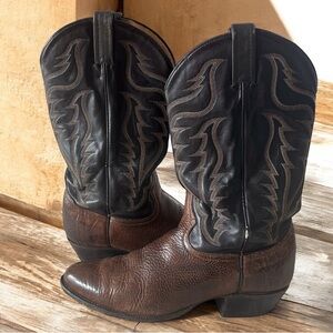 Vintage Tony Lama Men's Black and Brown Western Cowboy Boots Size 10.5 D